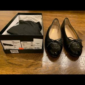 NEVER WORN black Chanel classic ballerina flats